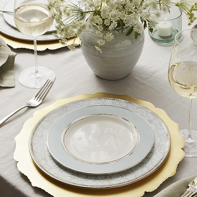 Lenox Dinnerware Set Westmore 5-Piece Place Setting Set Service for 1 Bone China Dinnerware Dishwasher And Microwave Safe Plate Saucer and Teacup Kitchen and Dining (White/Blue 5 Piece)