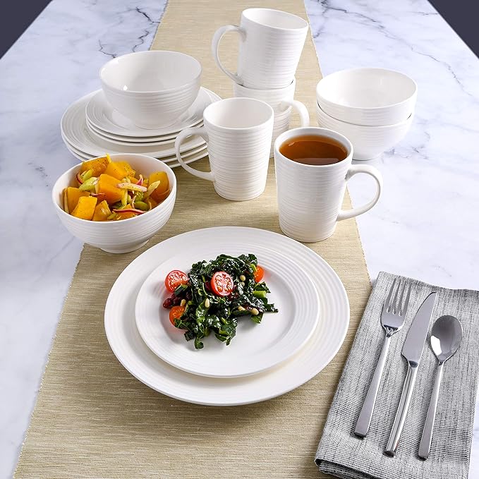 Gibson - 102504.16RM Gibson Home Amelia Court 16 Piece Dinnerware Set White
