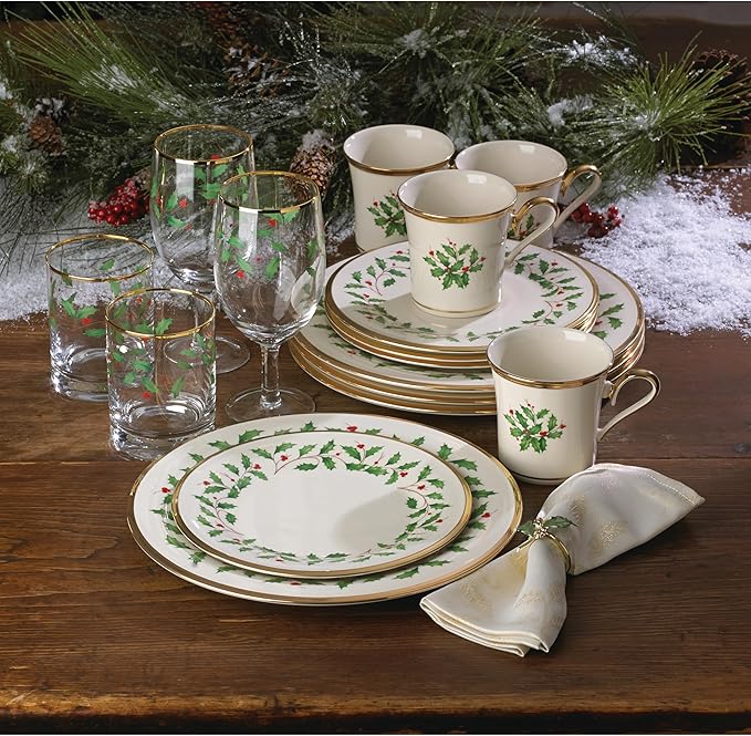 Lenox Dinnerware Set Holiday 12-Piece Set Service For 4 Porcelain Plate Berry Motif With 24-Karat Gold Accents Christmas Dinner Plates Salad Plates And Mugs Dishwasher Safe (Assorted 12 Piece)