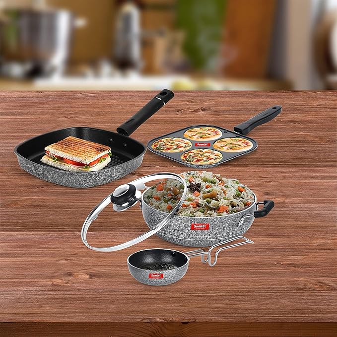 Sumeet NonStick Fekete Cookware Set (Mini Multi Snack Maker - 4 Cavity -19.5cm + Kadhai with Glass Lid -2Ltr - 22Cm Dia + Grill Pan-22cm Dia + Waghariya/Tadka pan - 190Ml - 10Cm Dia)