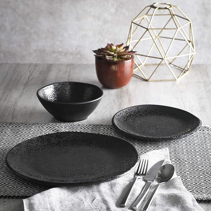 Gibson Home Yoko Round Melamine Plastic Dinnerware Set Service for Four (12pcs) Matte Black