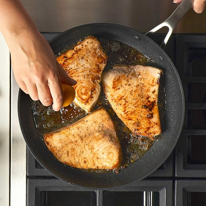 KitchenAid Hard Anodized Induction Nonstick Fry Pan/Skillet with Lid 12.25 Inch Matte Black
