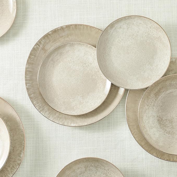 Christian Siriano Onyx 12-Piece Dinnerware Set Porcelain Plates and Bowls Set Hand Wash Dish Dish Set for 4 Beige and Gold
