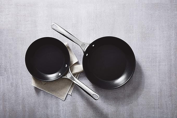 Le Creuset Toughened Nonstick PRO Cookware Set 2 pc. (9.5 &amp 11 Fry Pan)