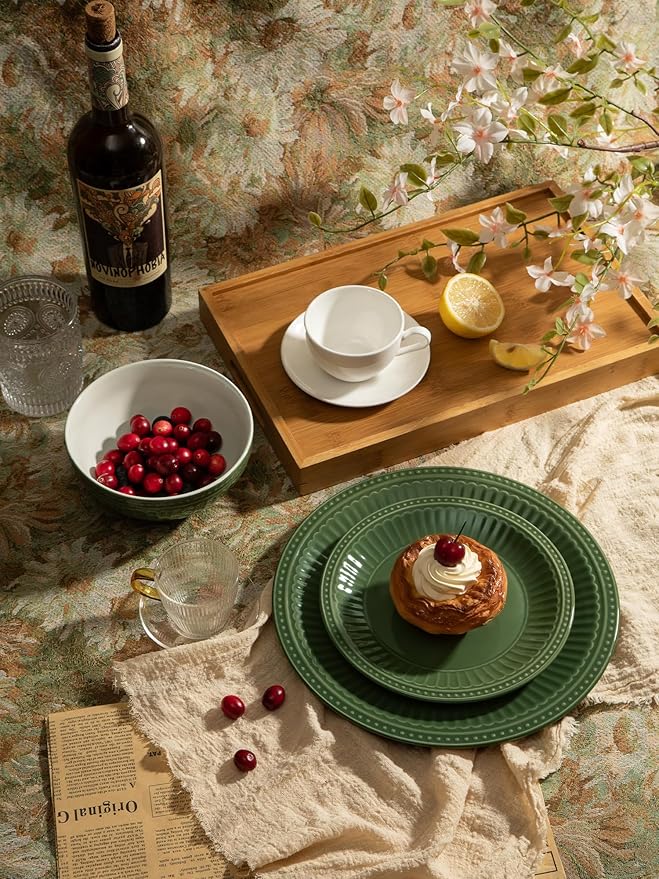 Famiware 24 Pieces Dinnerware Sets Dishes Set for 4 Dark Green &amp Light Gray