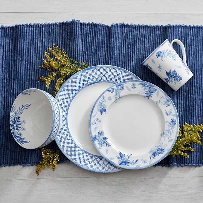 Mikasa Kiley Bone China Lightweight Chip Resistant 16 Piece Dinnerware Set Service for 4Blue and White