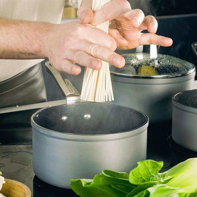 3-Piece Cookware Set Consisting of 14 cm Milk Pan 16 cm Saucepan with Lid and 18 cm Saucepan with Lid Stackable Anodised Aluminium