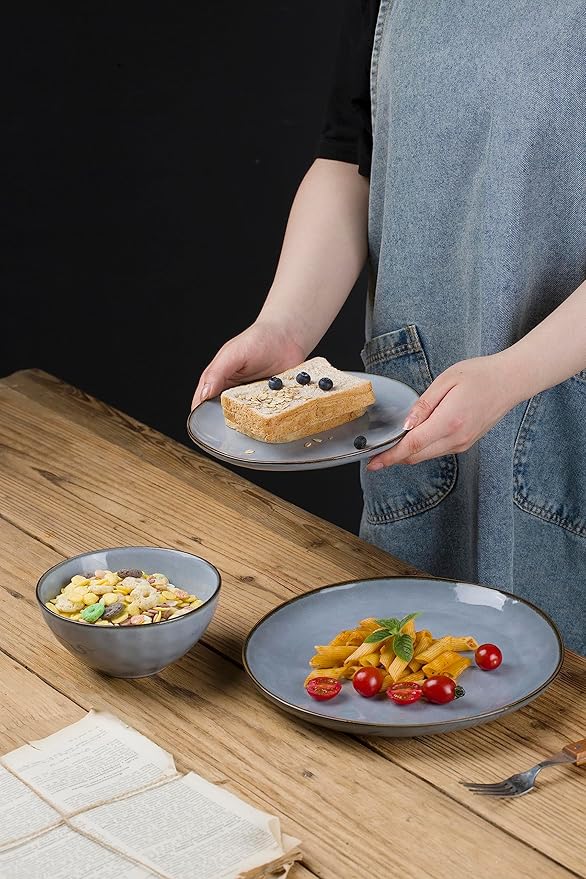 Famiware Ocean Round Plates and Bowls Sets for Kitchen 16-Piece Dinnerware Sets for 4 Mug Set for 4 Reactive Glaze Blue